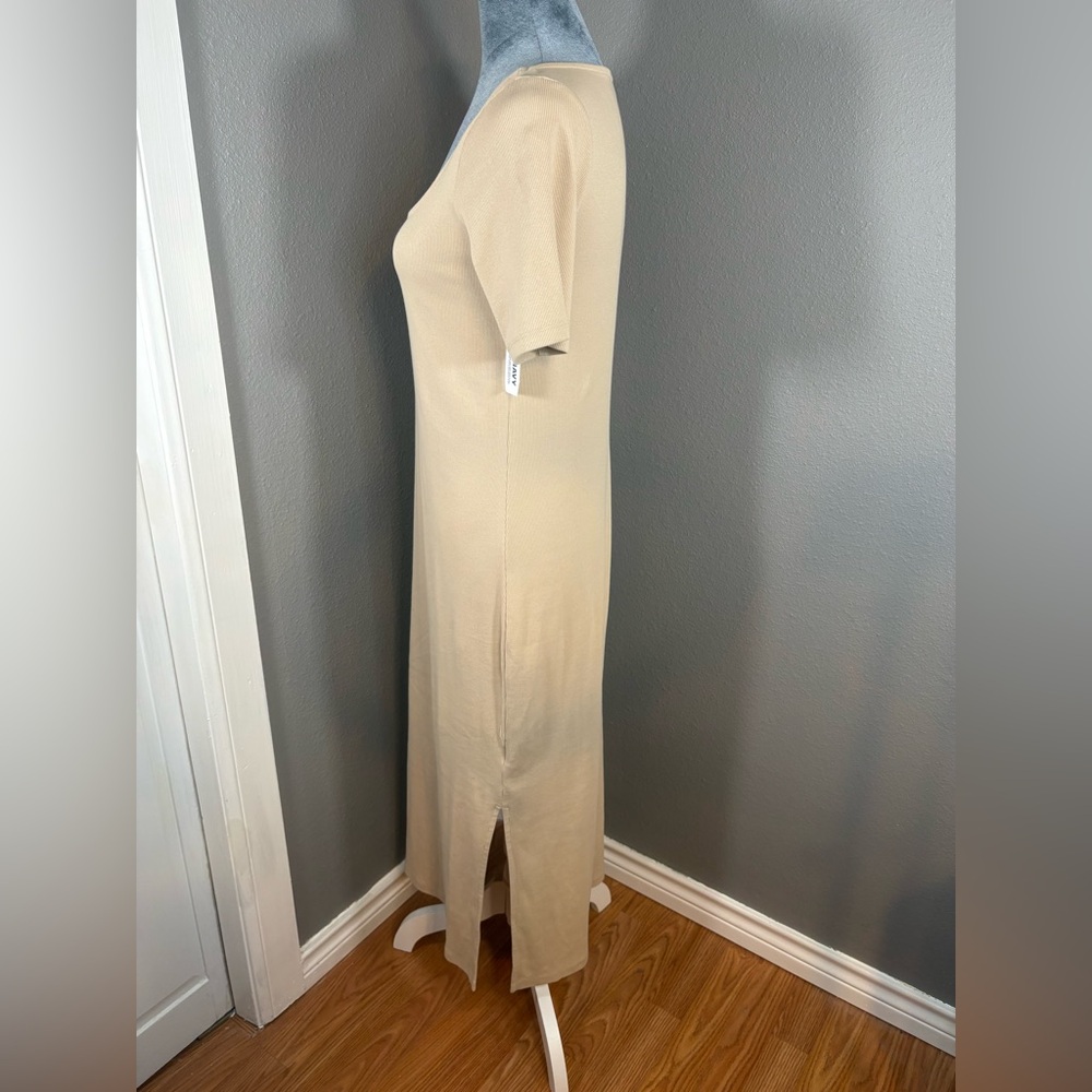 NWT Old Navy Beige Scoop Neck Fitted Ribbed Knit Midi Dress Size M - Picture 7 of 10